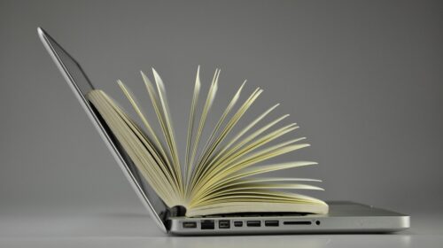 laptop, book, information-819285.jpg